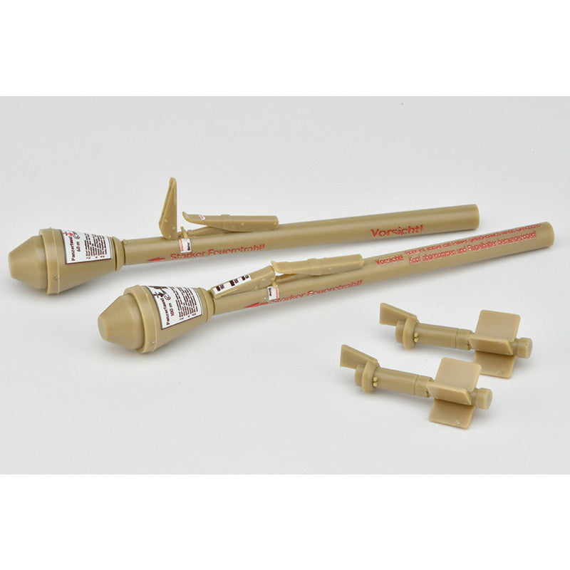 【新品即納】[PTM] (再販) LittleArmory(リトルアーモリー) LA099 1/12 パンツァーファウスト60/100タイプ プラモデル(329756) TOMYTEC(トミーテック)(20250531)