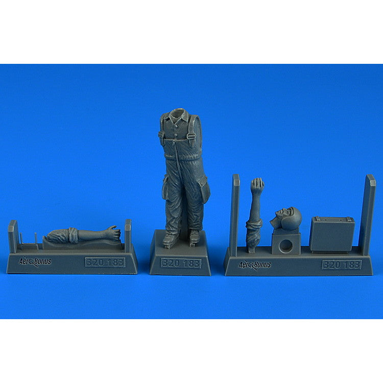 【新品即納】[PTM] 1/32 ワルシャワ条約機構 加盟国 航空整備士 B プラモデル用アクセサリ(ARB320183) Aero Bonus(エアロボーナス) (20240731)