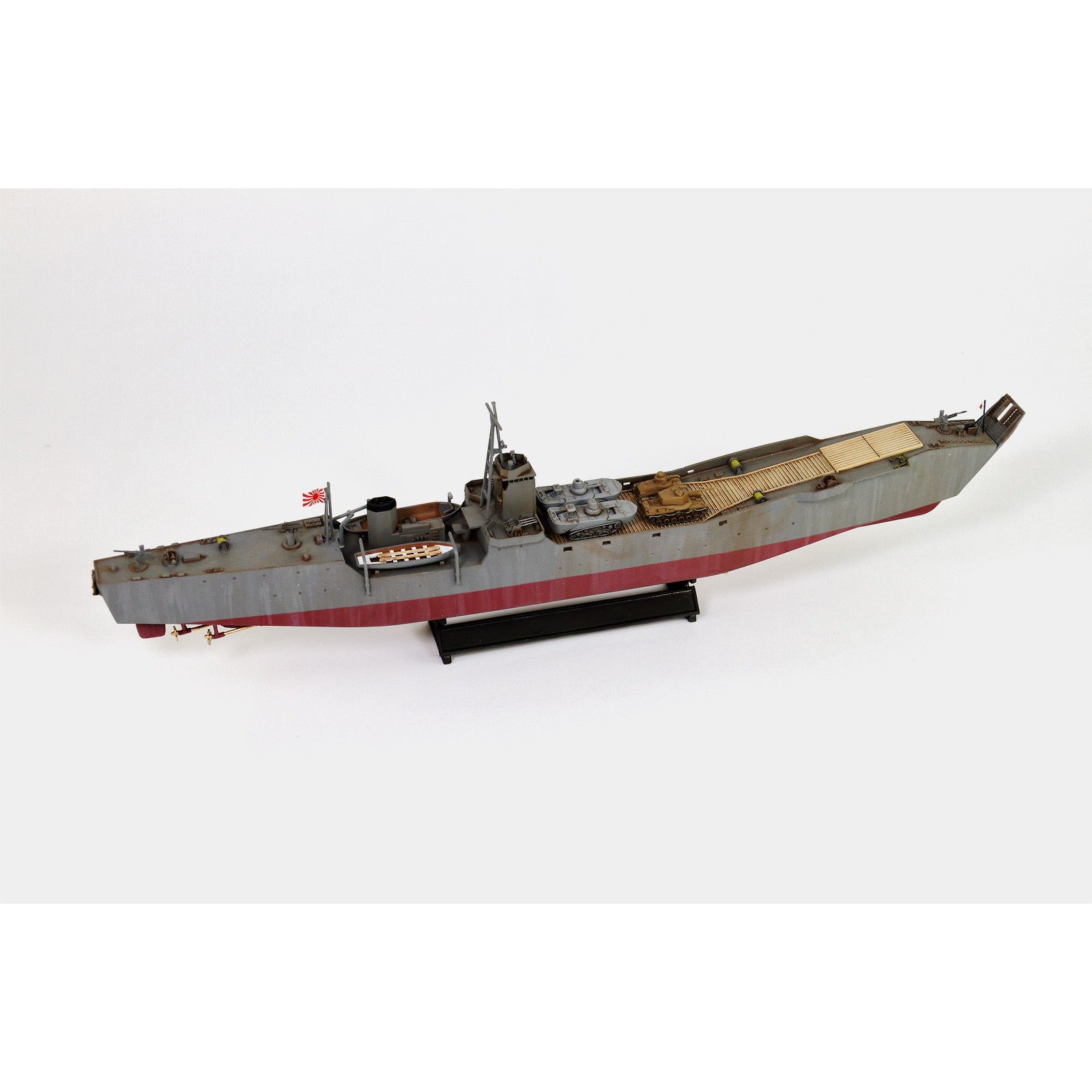 【新品即納】[PTM] (再販) スカイウェーブシリーズ 1/350 日本海軍 二等輸送艦(第101号型) 旗・艦名プレートエッチングパーツ付き プラモデル(WB05NH) ピットロード(20240724)