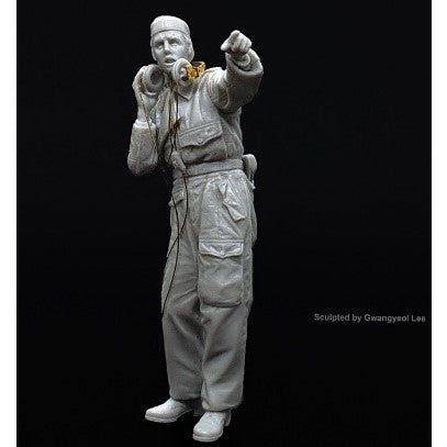 【新品即納】[PTM] 1/35 ヘッツァー 無線手 レジンキャストキット プラモデル用アクセサリ(ARP35027) ARTO production(ARTOプロダクション) (20240731)