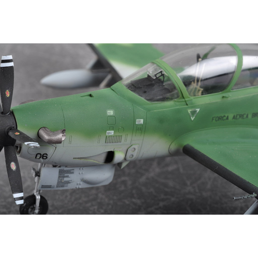 【新品即納】[PTM] (再販) エアクラフトシリーズ 1/48 ブラジル空軍 EMB-314 スーパーツカノ プラモデル(81727) HOBBY BOSS(ホビーボス) (20240930)