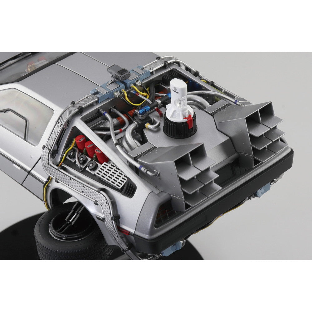 【新品即納】[PTM] ムービーメカ No.BT-02 1/24 バック・トゥ・ザ・フューチャー PartII タイムマシン プラモデル(064375) アオシマ(20241218)