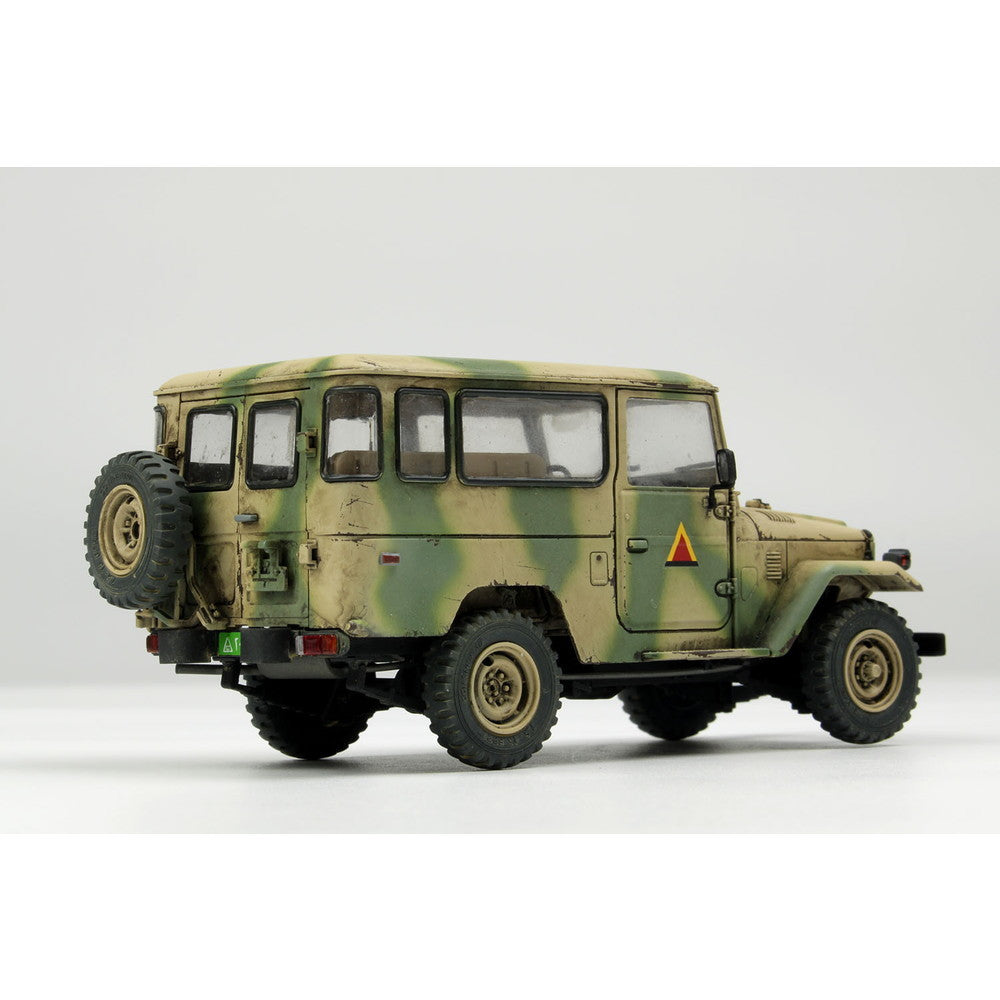 【新品即納】[PTM] (再販) 1/35 現用小型四輪駆動SUV ミリタリー仕様 ハードトップ装備 プラモデル(AK35001) AKインタラクティブ(20240930)