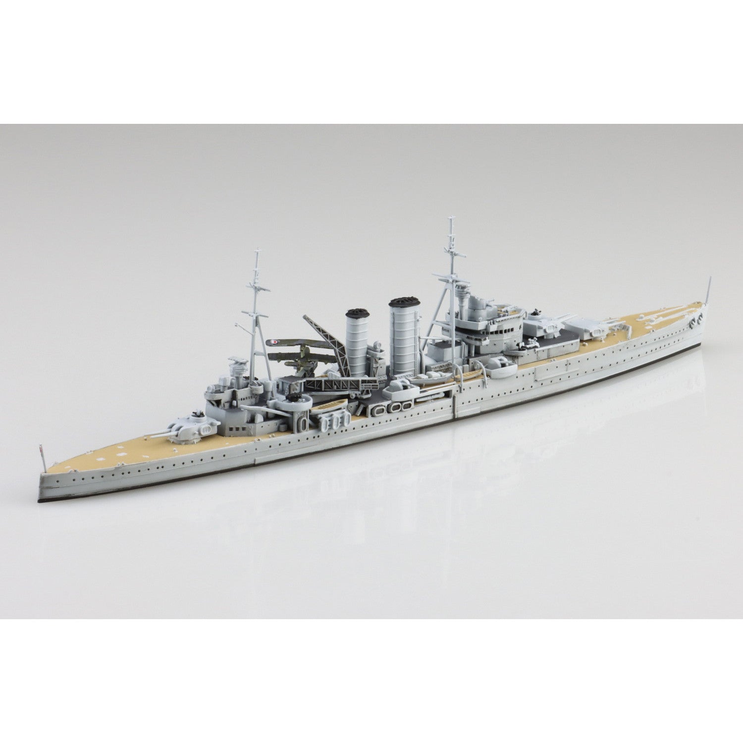 【新品即納】[PTM] 1/700 ウォーターライン No.807 英国海軍 重巡洋艦 エクセター プラモデル(067543) アオシマ(20241214)