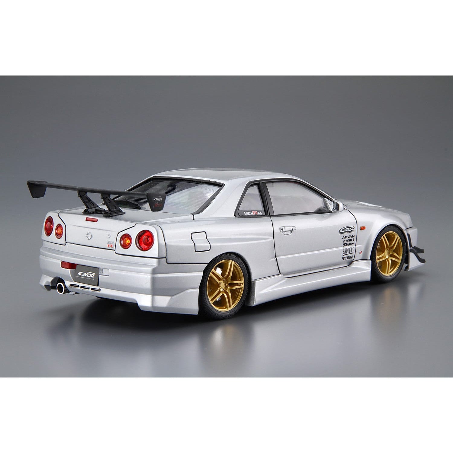 【新品即納】[PTM] (再販) ザ・チューンドカー No.50 1/24 C-WEST BNR34 スカイラインGT-R '02(ニッサン) プラモデル(069905) アオシマ(20251031)