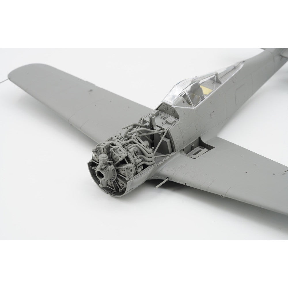【新品即納】[PTM] 1/35 フォッケウルフ Fw190 A-8 4in1(R2/R6/R7/R8) プラモデル(BF009) Border Model(ボーダーモデル)(20241130)
