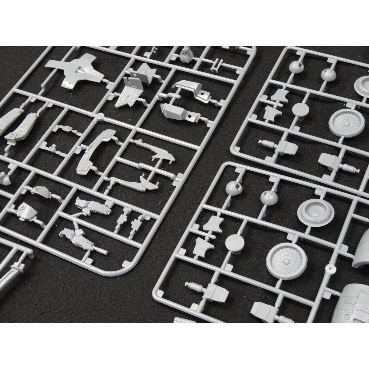 【新品即納】[PTM] (再販)1/32 エアリアル・ハンター・キラー ターミネーター2 プラモデル(PH9016) ペガサスホビー(20250131)