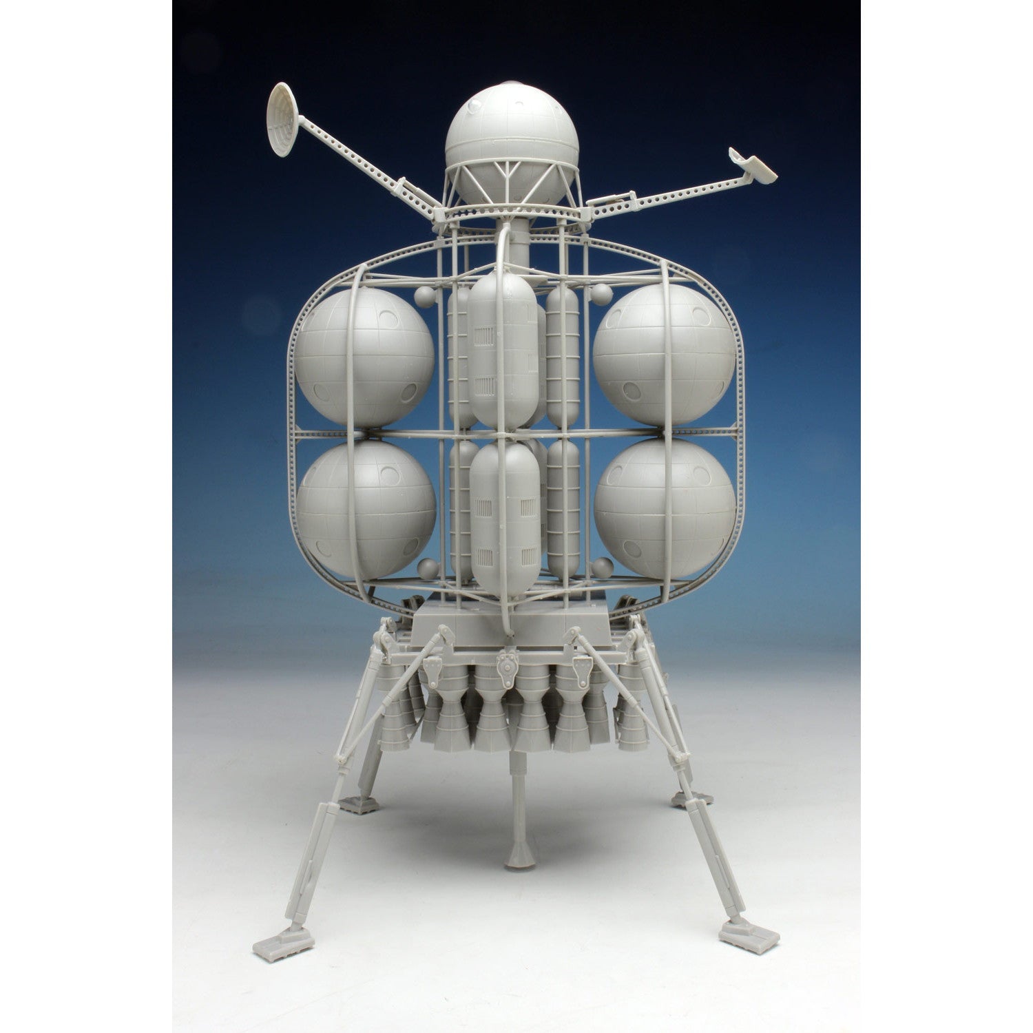 【新品即納】[PTM] (再販)1/350 ムーンランダー フォン・ブラウン博士の月面探査機 プラモデル(PH9109) ペガサスホビー(20250131)