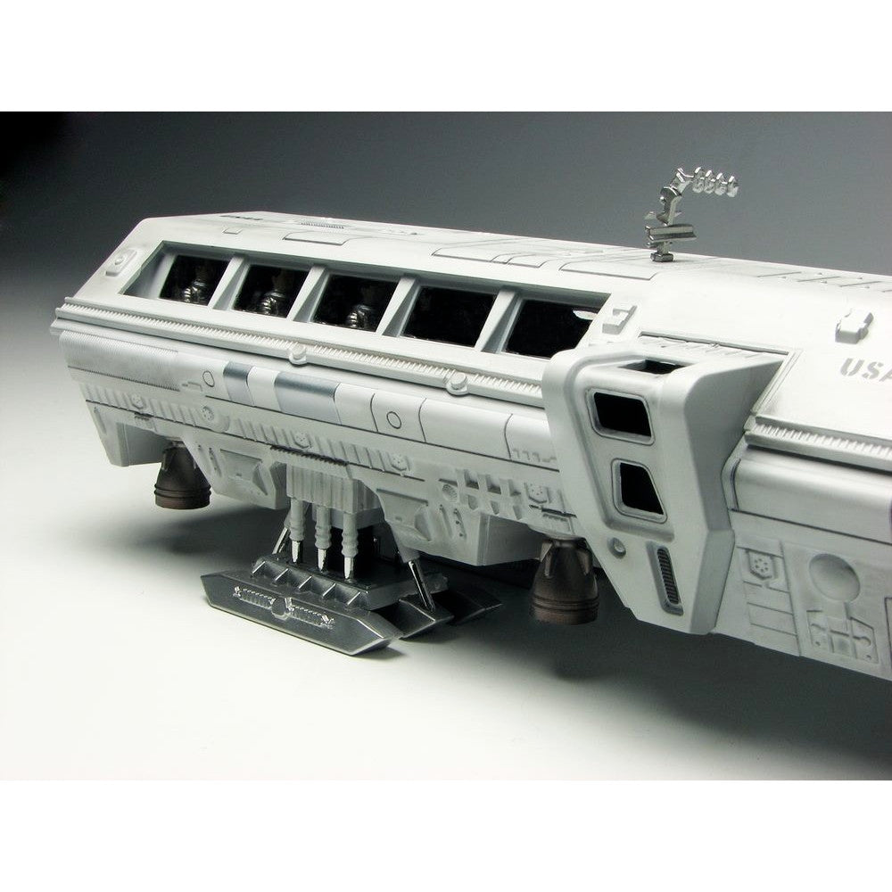【新品即納】[PTM] (再販)1/55 ムーンバス 2001年宇宙の旅 プラモデル(MOE2001-1R) メビウスモデル(20241231)