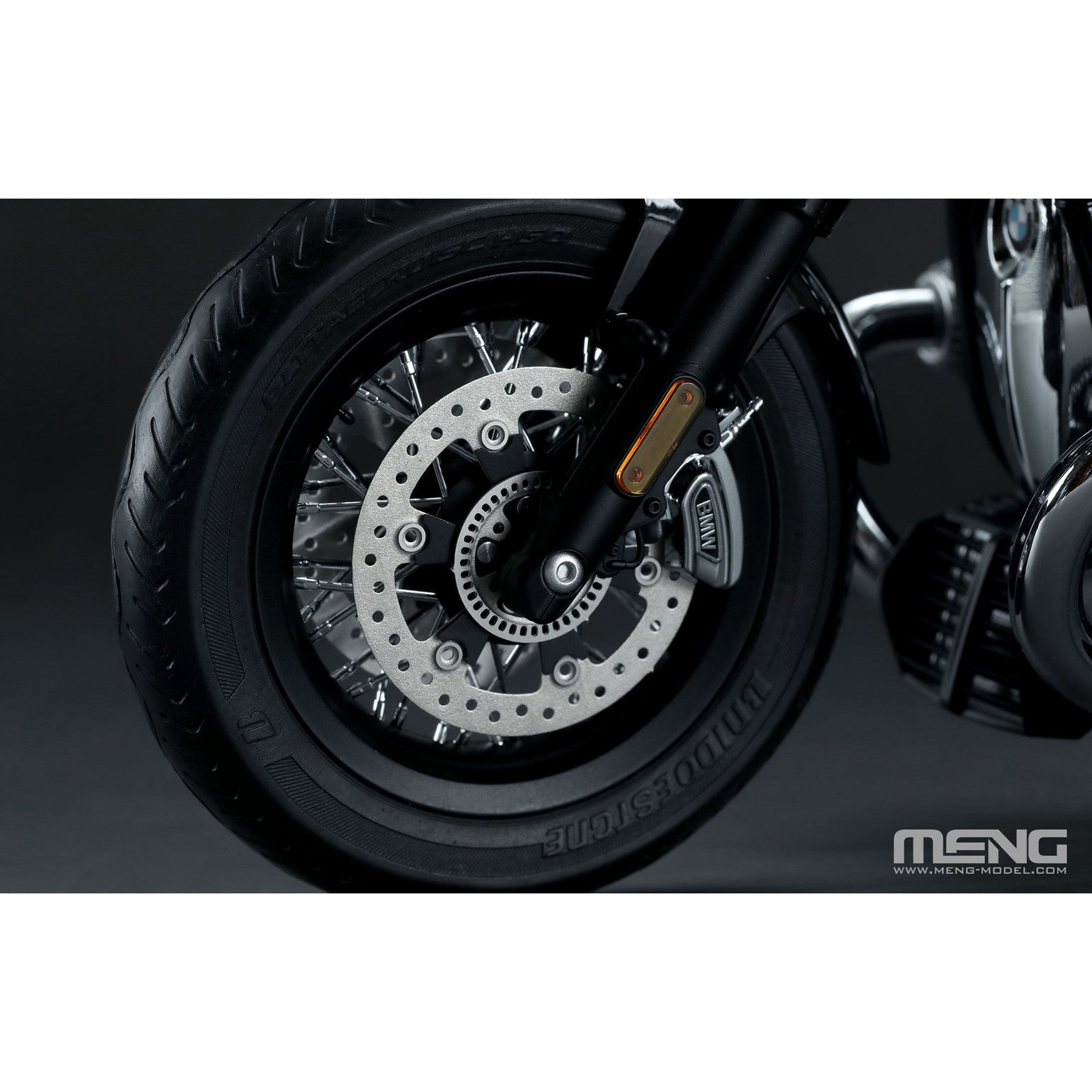 【新品即納】[PTM] 1/9 BMW R 18 クラシック(多色成型版) プラモデル(MMT-006S) MENG Model(モンモデル)(20250131)