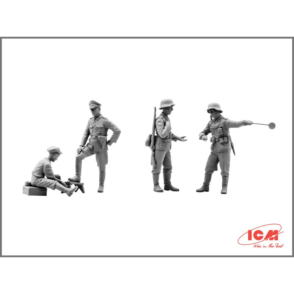 【新品即納】[PTM] (再販)1/35 ドイツ アドミラル オープンスタッフカー プラモデル(35471) ICM(20250131)