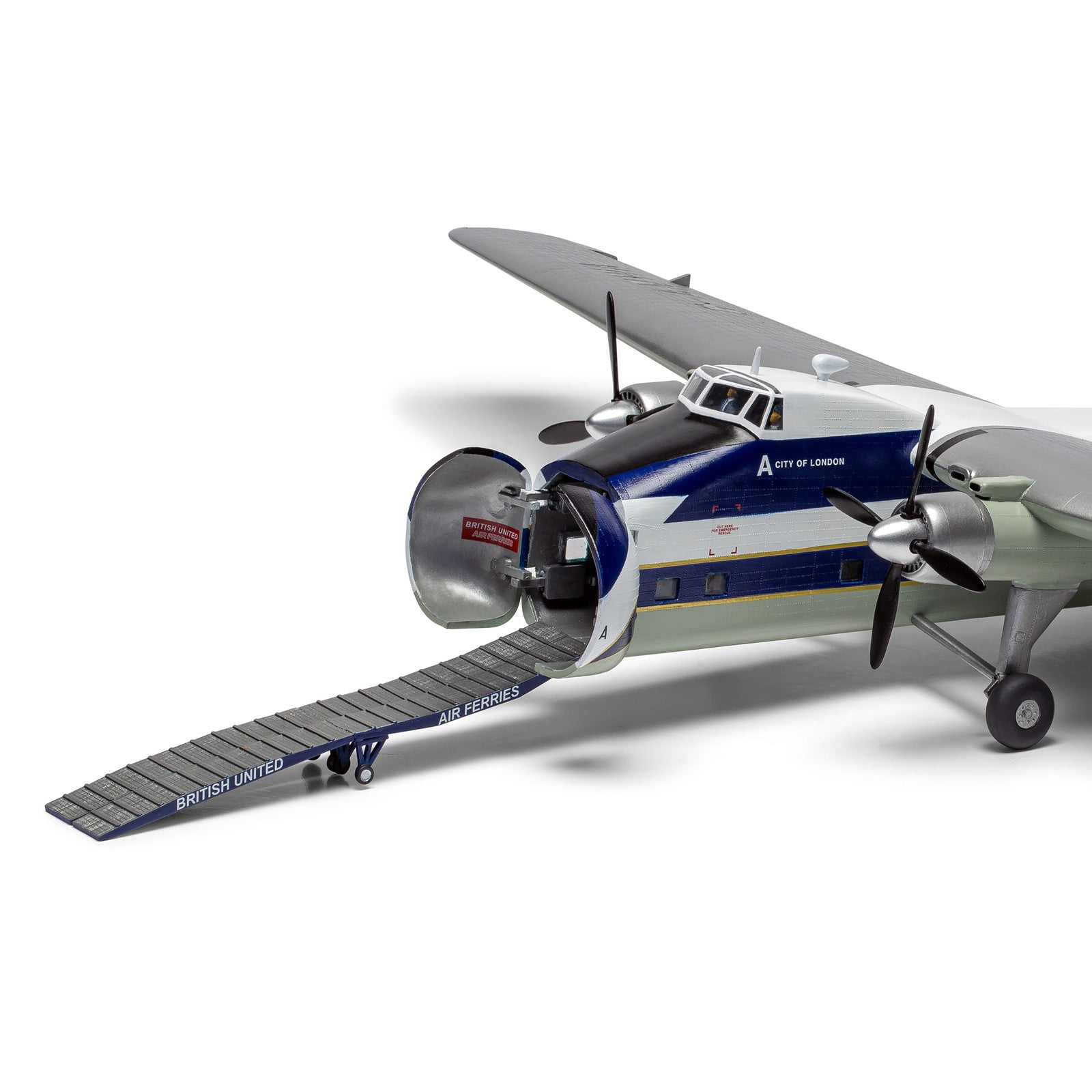 【新品即納】[PTM] (再販) 1/72 ブリストル スーパーフレイター プラモデル(X-5002V) AIRFIX(エアフィックス)(20250430)