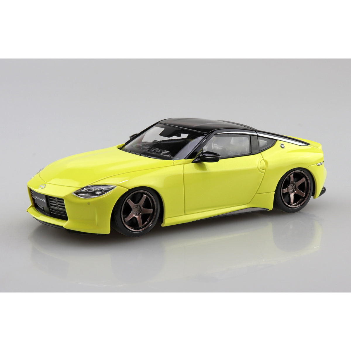 【新品】【お取り寄せ】[PTM] 楽プラ スナップキット No.17CU-IY 1/32 ニッサン RZ34 フェアレディZ カスタムホイール(イカズチイエロー) プラモデル(200049) アオシマ(20250620)