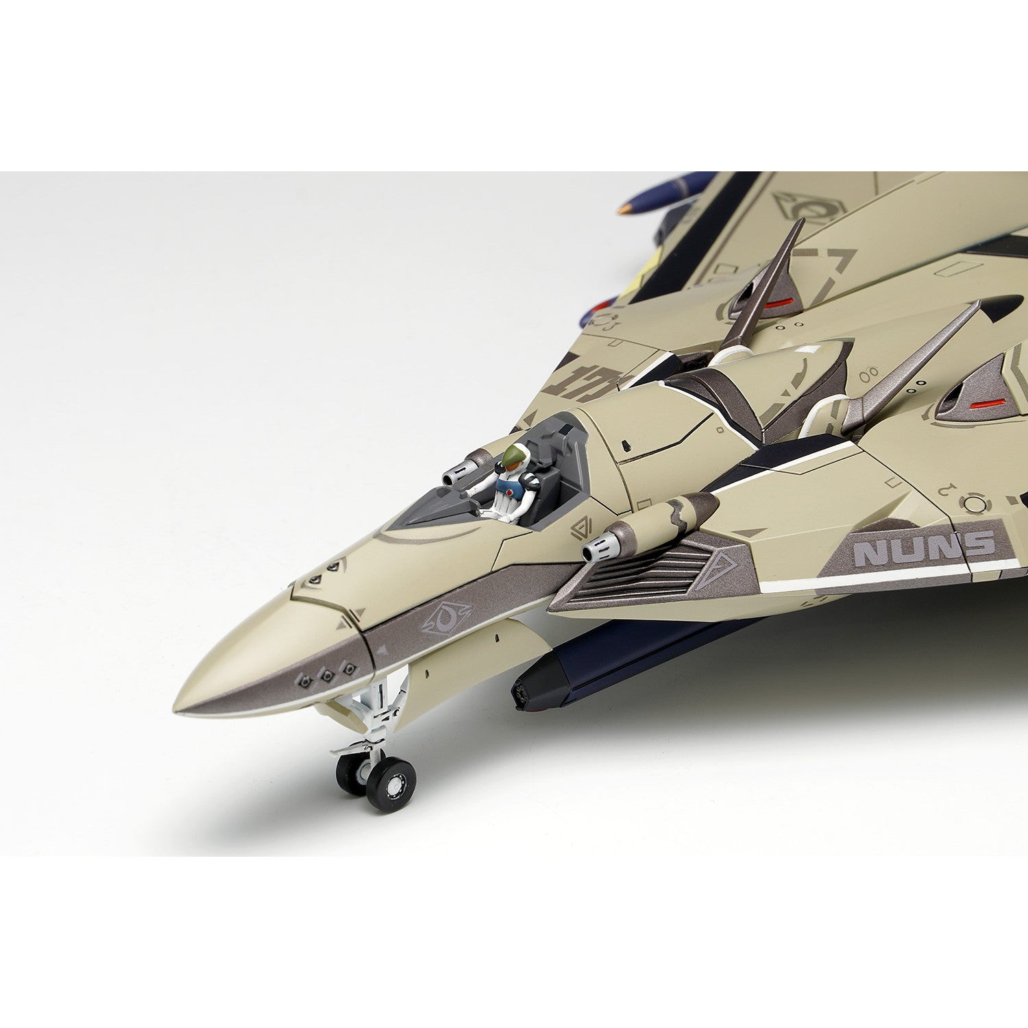 【新品即納】[PTM] 1/72 VF-171 ナイトメアプラス(辺境宙域仕様) マクロスΔ(デルタ) プラモデル(MC-077) ウェーブ(WAVE)(20250713)