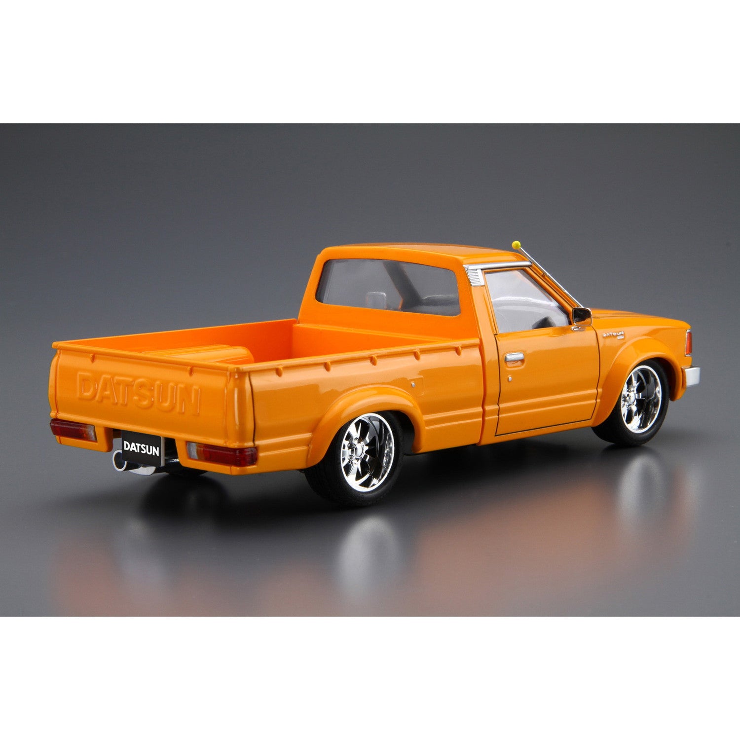 【新品即納】[PTM] ザ・チューンドカー No.22 1/24 720 ダットサン トラック カスタム '82(ニッサン) プラモデル(200773) アオシマ(20250819)