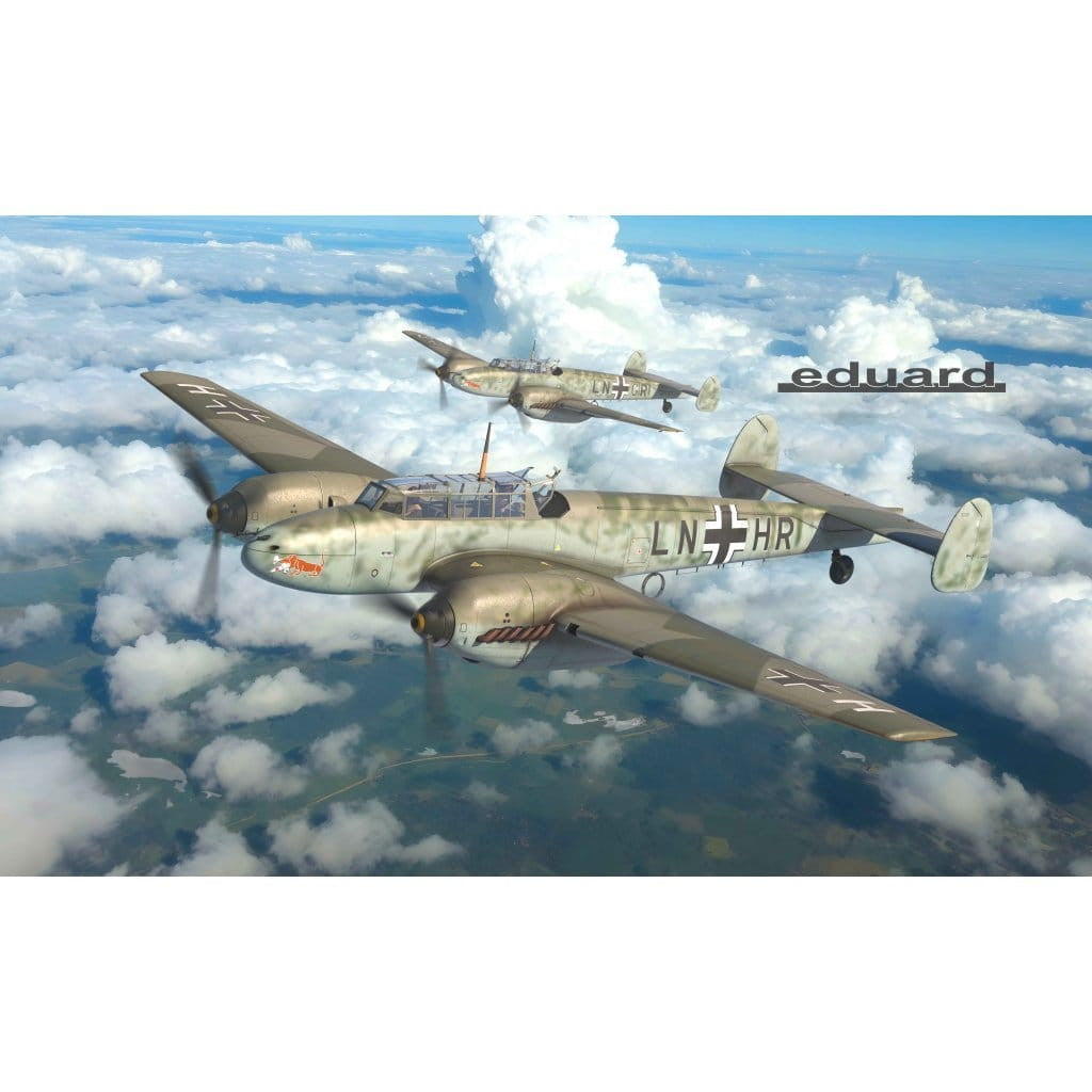 【新品即納】[PTM] 1/48 メッサーシュミット Bf110D ウィークエンドエディション プラモデル(EG8409) Eduard(エデュアルド)(20250724)