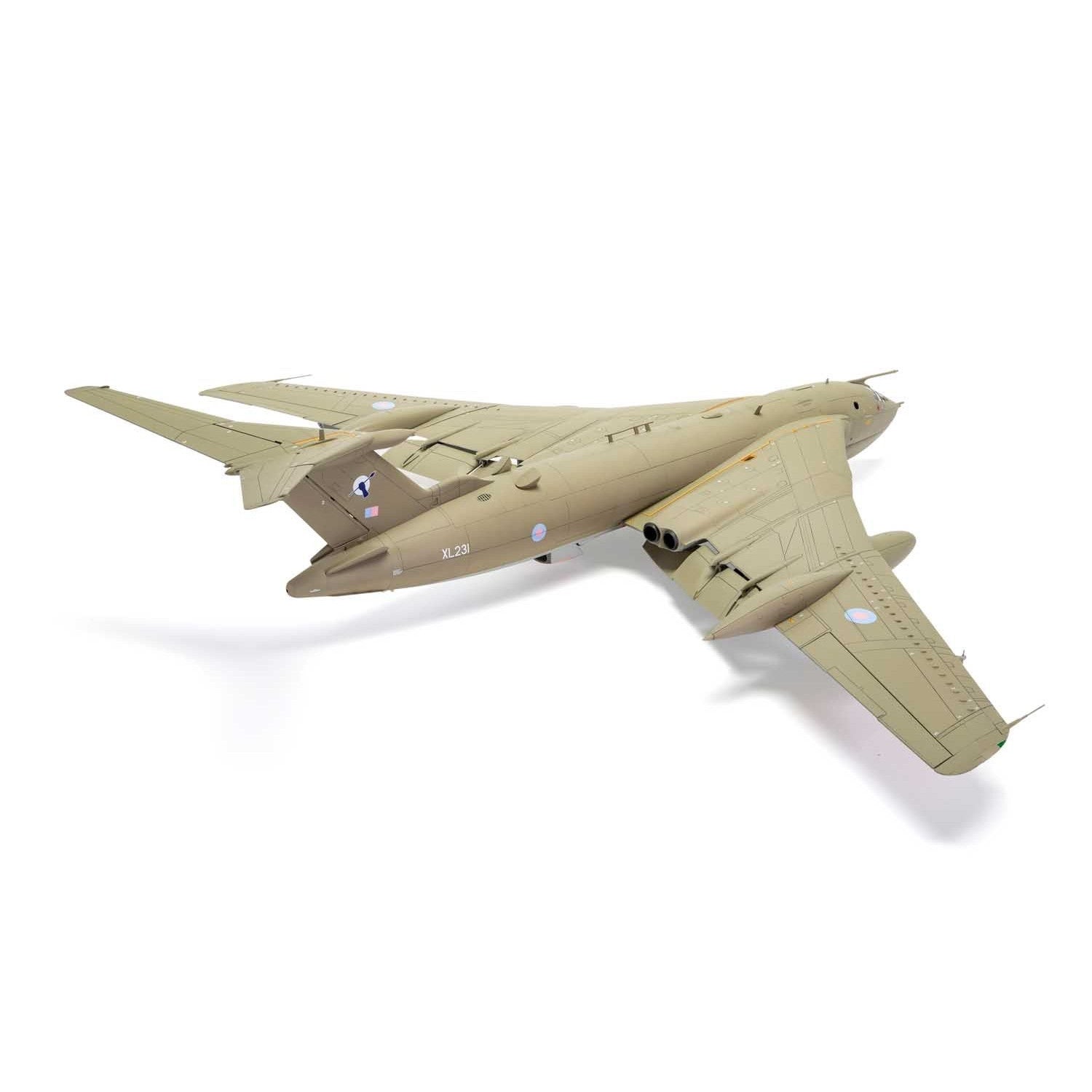 【新品即納】[PTM] (再販) 1/72 ハンドレページ ヴィクター K.2/SR.2 プラモデル(X12009) AIRFIX(エアフィックス)(20251231)