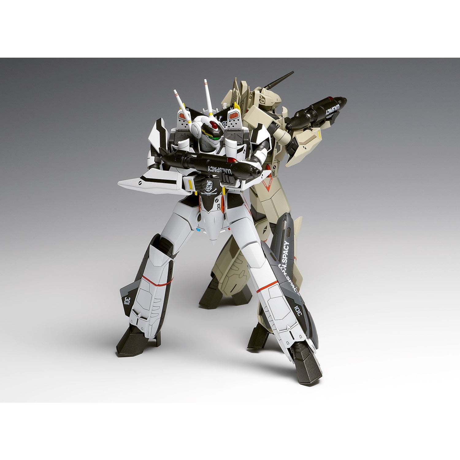 【新品】【お取り寄せ】[PTM] 1/100 VF-0S/A フェニックス バトロイド[コンバーチブル] マクロスゼロ プラモデル(MC-035) ウェーブ(WAVE)(20260220)