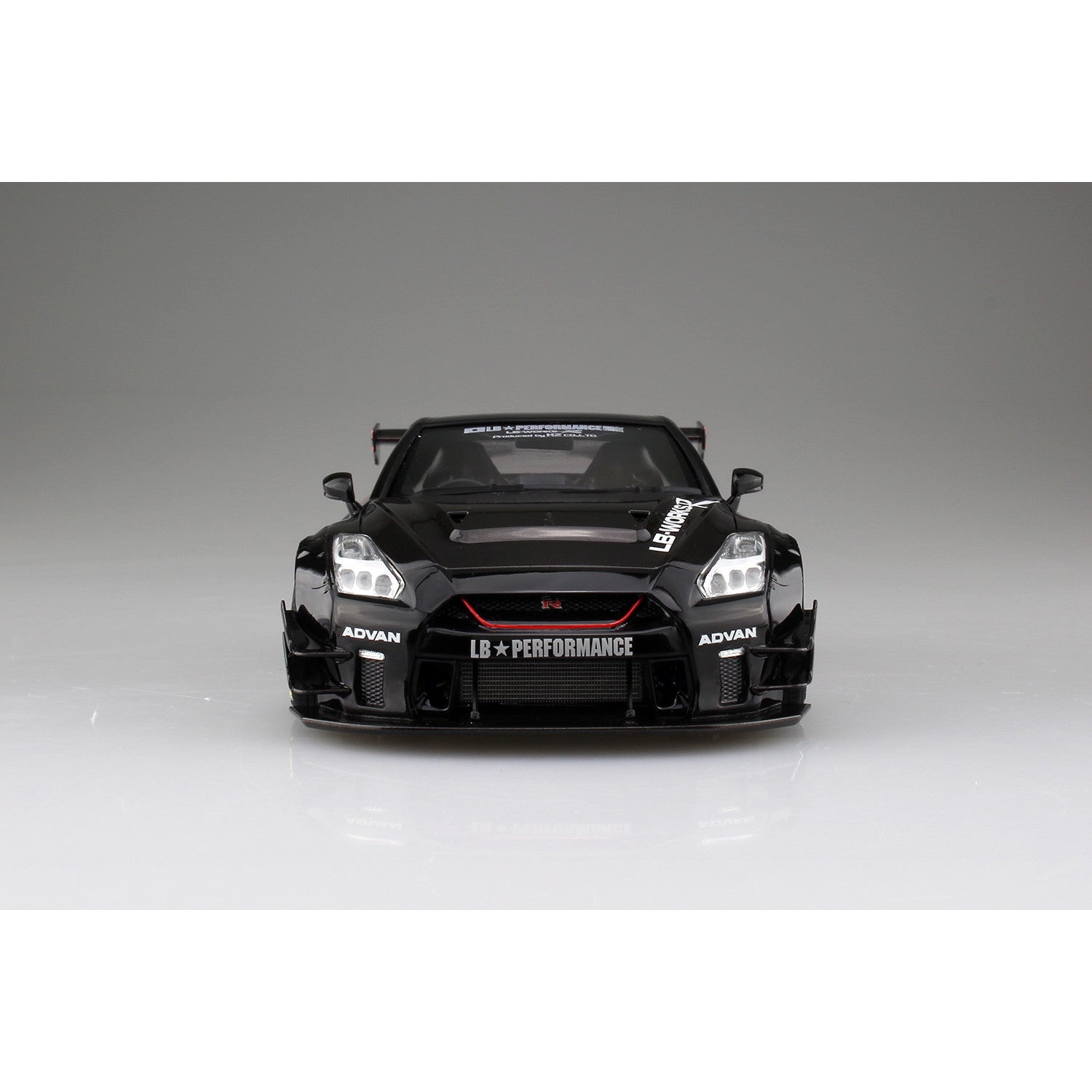 【予約安心出荷】[PTM] リバティーウォーク No.13 1/24 LB★ワークス R35 GT-R type 2 Ver.2 プラモデル(204733) アオシマ(2026年2月)
