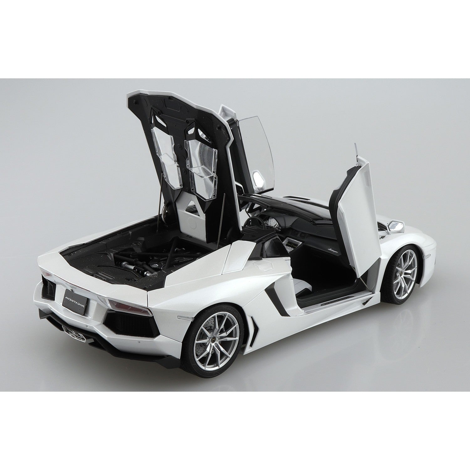 【新品】【お取り寄せ】[PTM] ザ・スーパーカー No.8 1/24 '12 ランボルギーニ アヴェンタドール ロードスター プラモデル(204764) アオシマ(20260217)