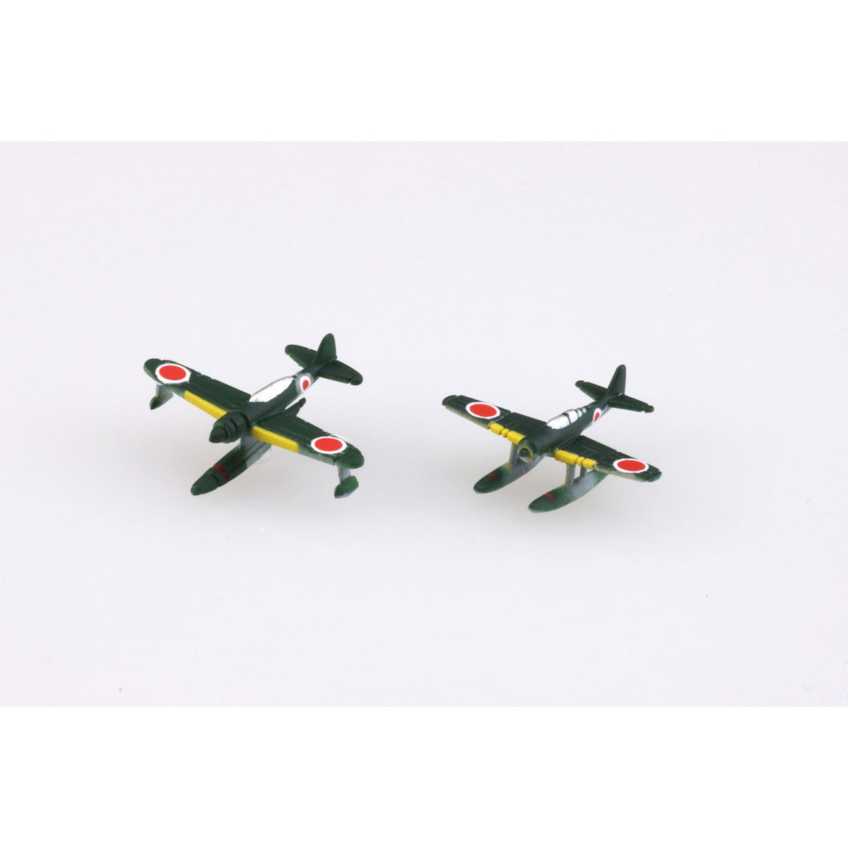 【新品】【お取り寄せ】[PTM] ウォーターライン No.537 1/700 日本海軍 水上機 紫雲・瑞雲 プラモデル(203972) アオシマ(20260207)