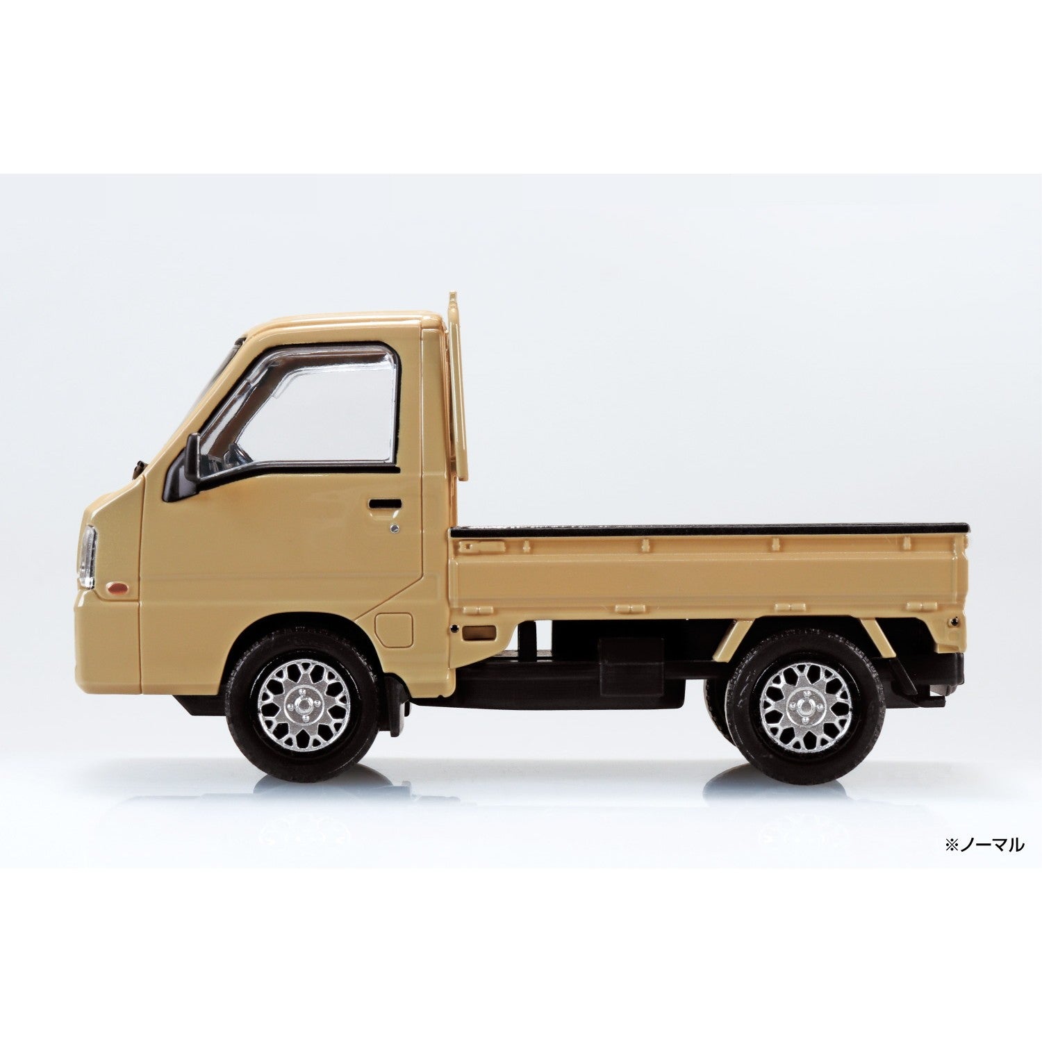 【新品】【お取り寄せ】[PTM] 楽プラ スナップキット No.05CU-KI スバル サンバー トラック カスタムホイール(カーキ) プラモデル(203880) アオシマ(20260215)