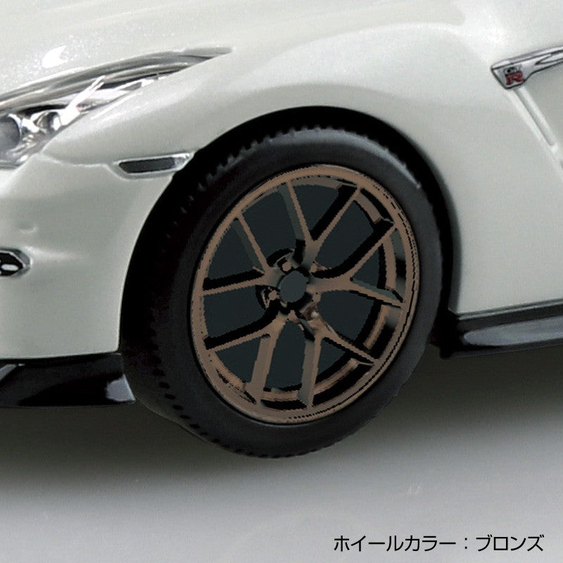【予約安心出荷】[PTM] 楽プラ スナップキット No.03CU-BW ニッサン R35 NISSAN GT-R 2024 カスタムホイール(ブリリアントホワイトパール) プラモデル(204115) アオシマ(2026年3月)