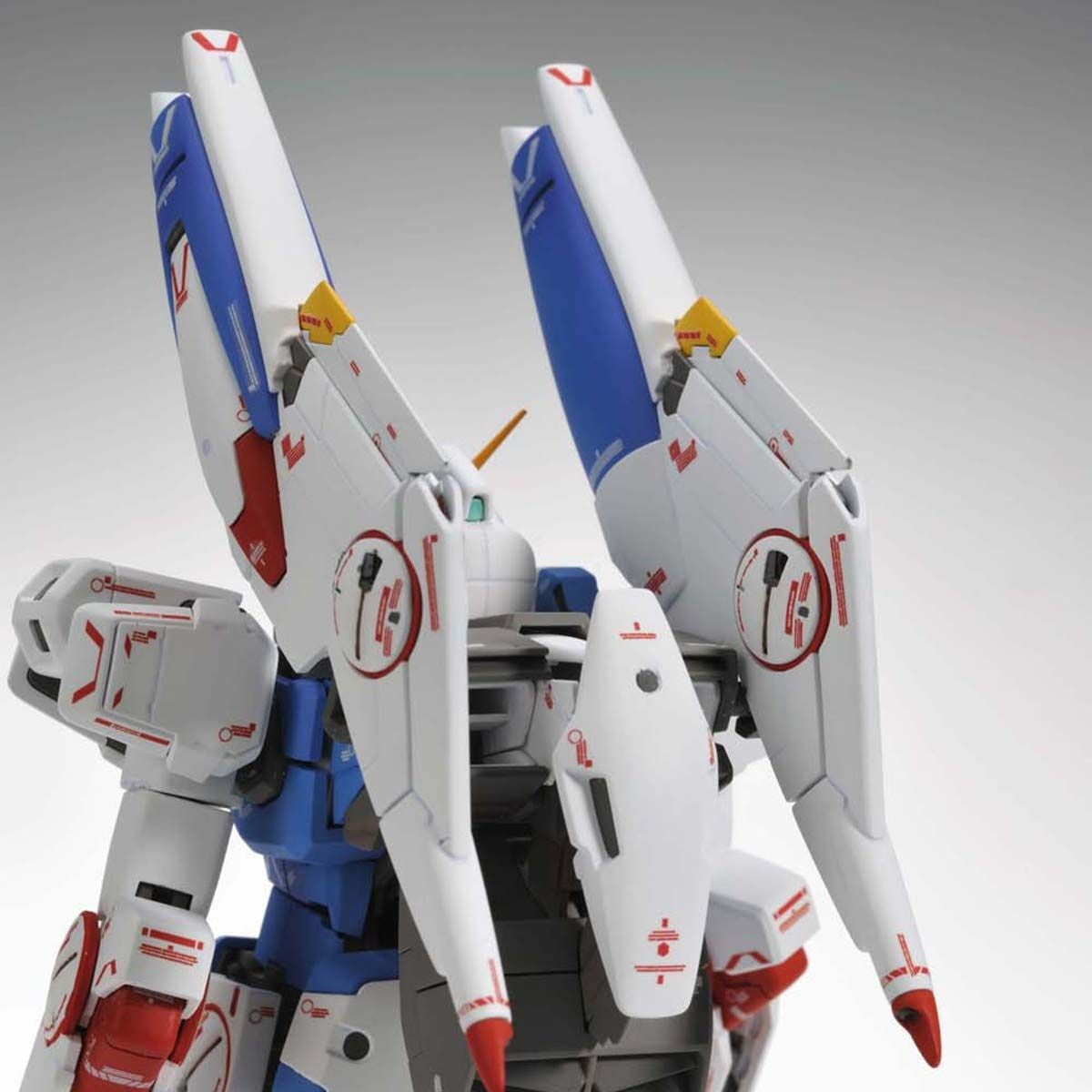 【新品即納】[PTM] MG 1/100 Vダッシュガンダム Ver.Ka 機動戦士Vガンダム プラモデル(5072193) バンダイスピリッツ(20260131)