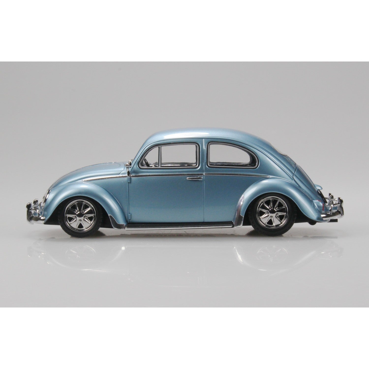 【新品即納】[PTM] 楽プラ スナップキット No.20CU-SS 1/32 フォルクスワーゲン ビートル カスタム(ストラトシルバー) プラモデル(068052) アオシマ(20260523)