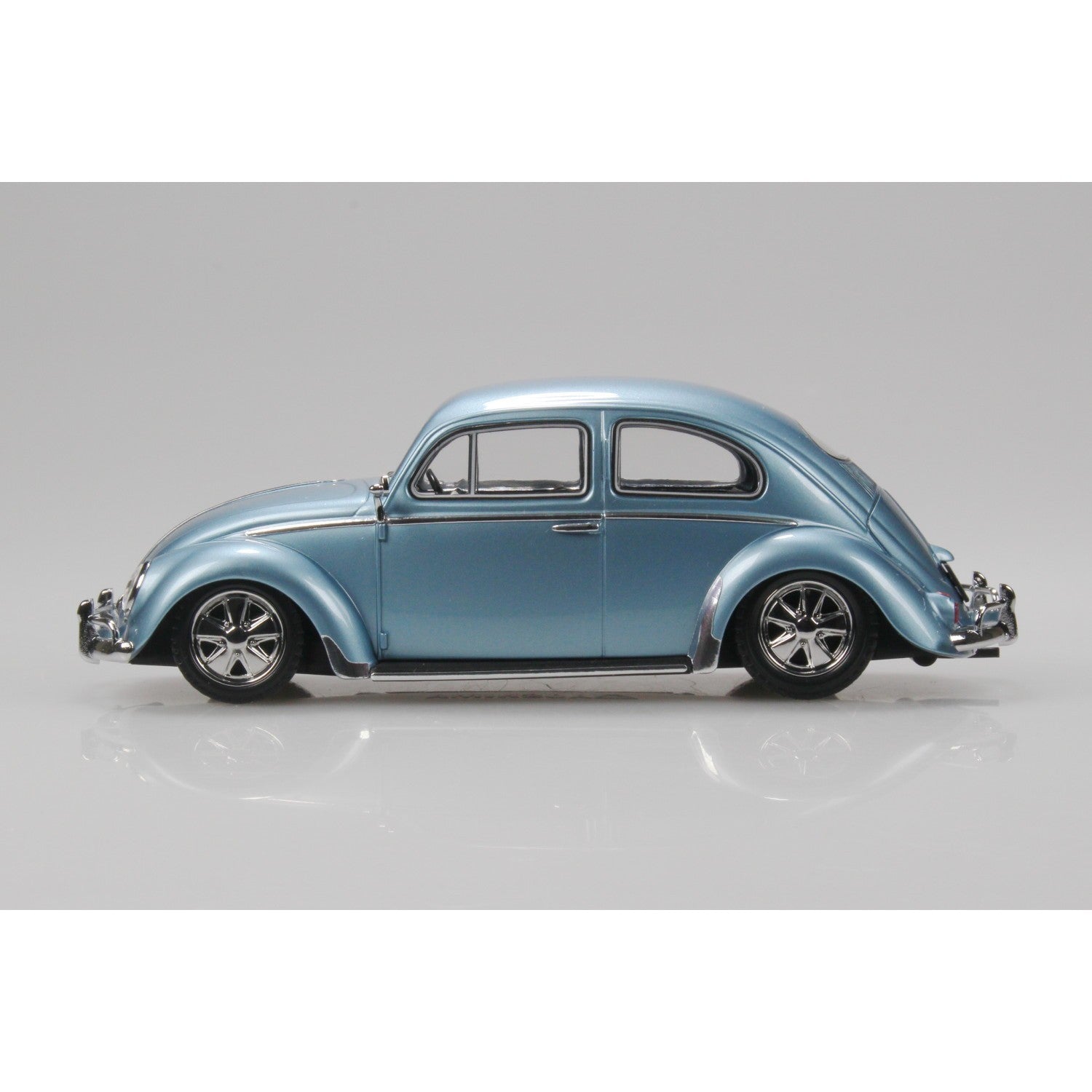 【新品】【お取り寄せ】[PTM] 楽プラ スナップキット No.20CU-SS 1/32 フォルクスワーゲン ビートル カスタム(ストラトシルバー) プラモデル(068052) アオシマ(20260523)