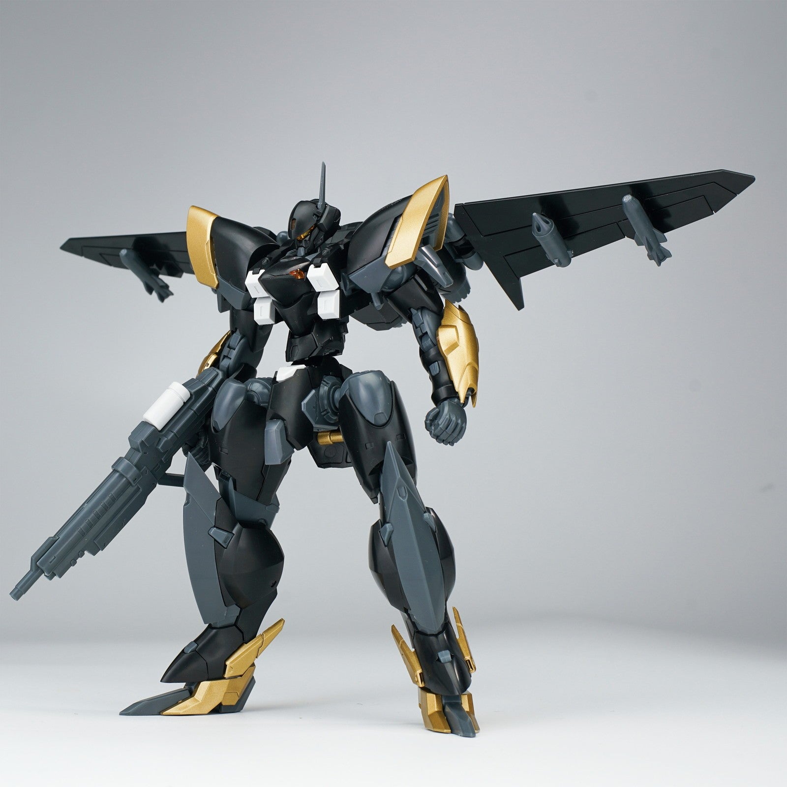 【予約安心出荷】[PTM] ULTRA ACTION TROOPERシリーズ 1/144 雲雀(ひばり) ブラック×ゴールドVer. プラスチックモデルキット プラモデル SHEIK MAINLAND(2026年6月)