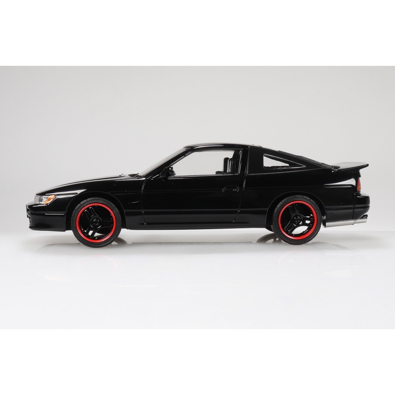 【予約安心出荷】[PTM] 楽プラ スナップキット No.27CU-BK 1/32 ニッサン シルエイティ カスタム(ブラック) プラモデル(206362) アオシマ(2026年10月)