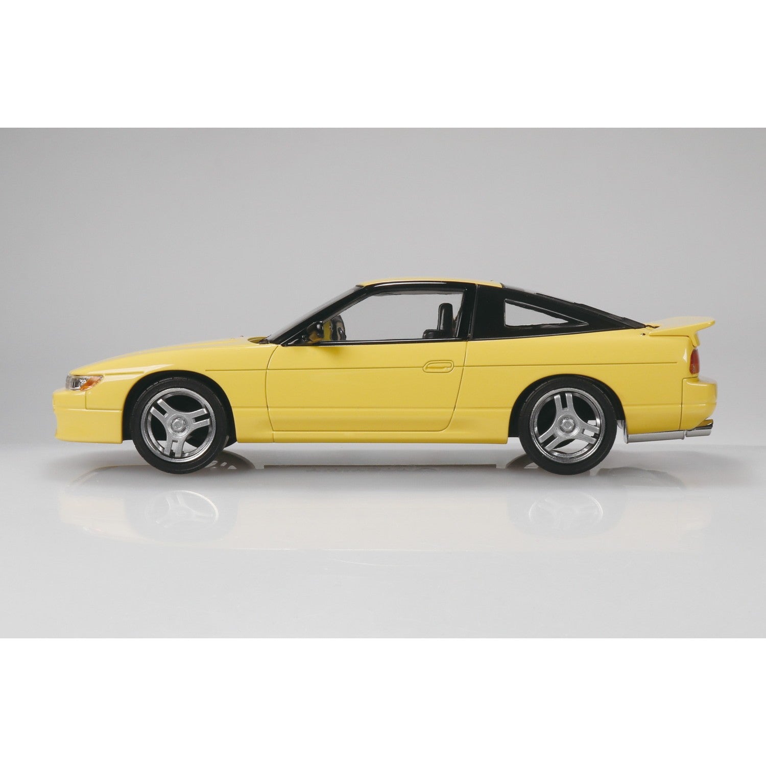 【予約安心出荷】[PTM] 楽プラ スナップキット No.27CU-YW 1/32 ニッサン シルエイティ カスタム(イエロー) プラモデル(206379) アオシマ(2026年10月)