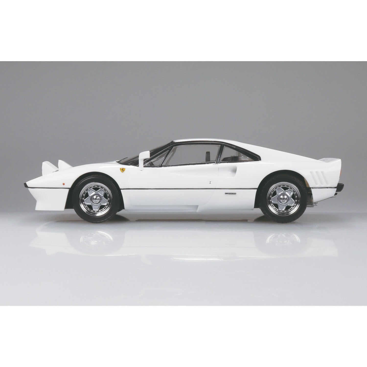 【予約安心出荷】[PTM] 楽プラ スナップキット No.28-WE 1/32 フェラーリ GTO(ホワイト) プラモデル(201824) アオシマ(2026年10月)