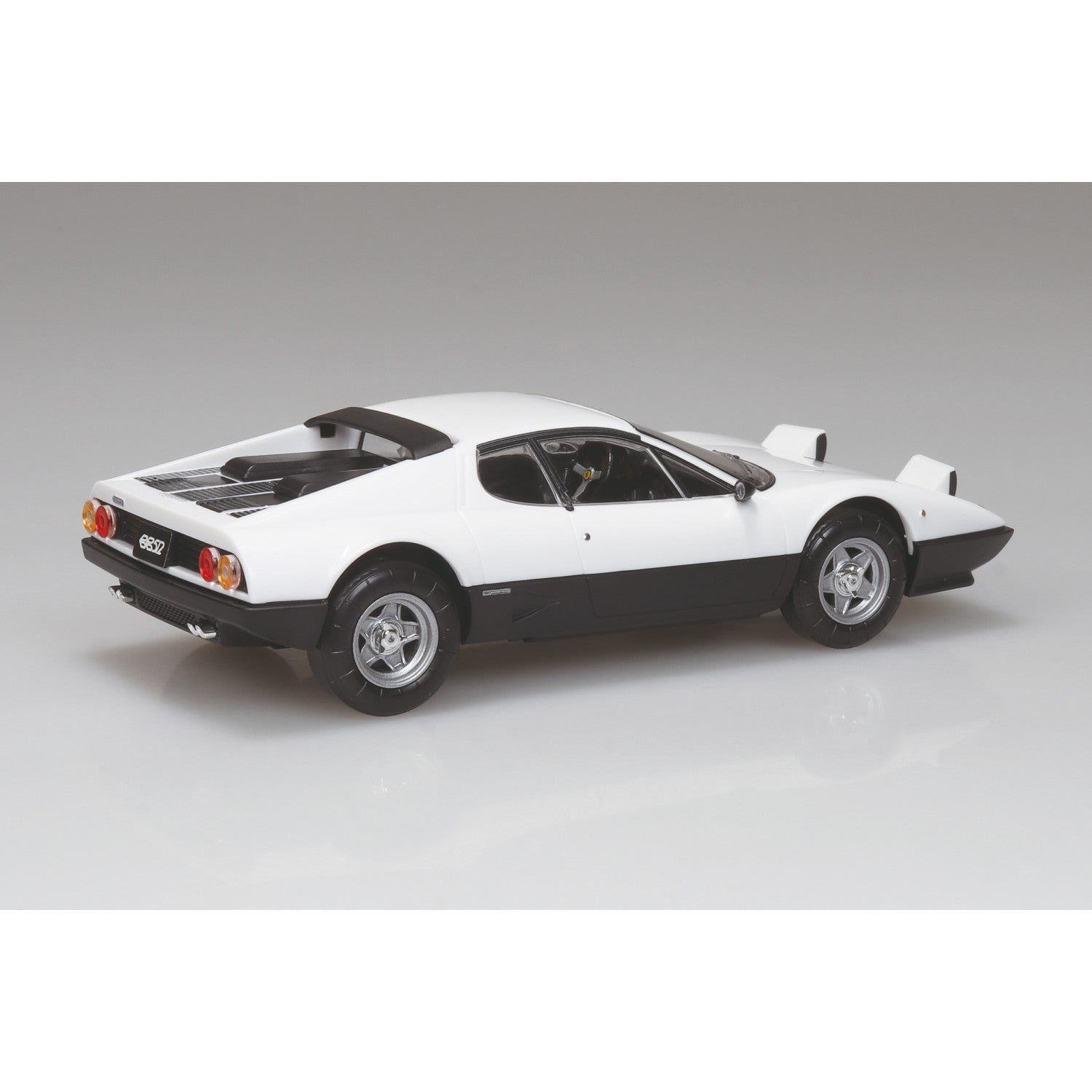 【予約安心出荷】[PTM] 楽プラ スナップキット No.26-WE 1/32 フェラーリ 512 BB(ホワイト) プラモデル(201787) アオシマ(2026年11月)