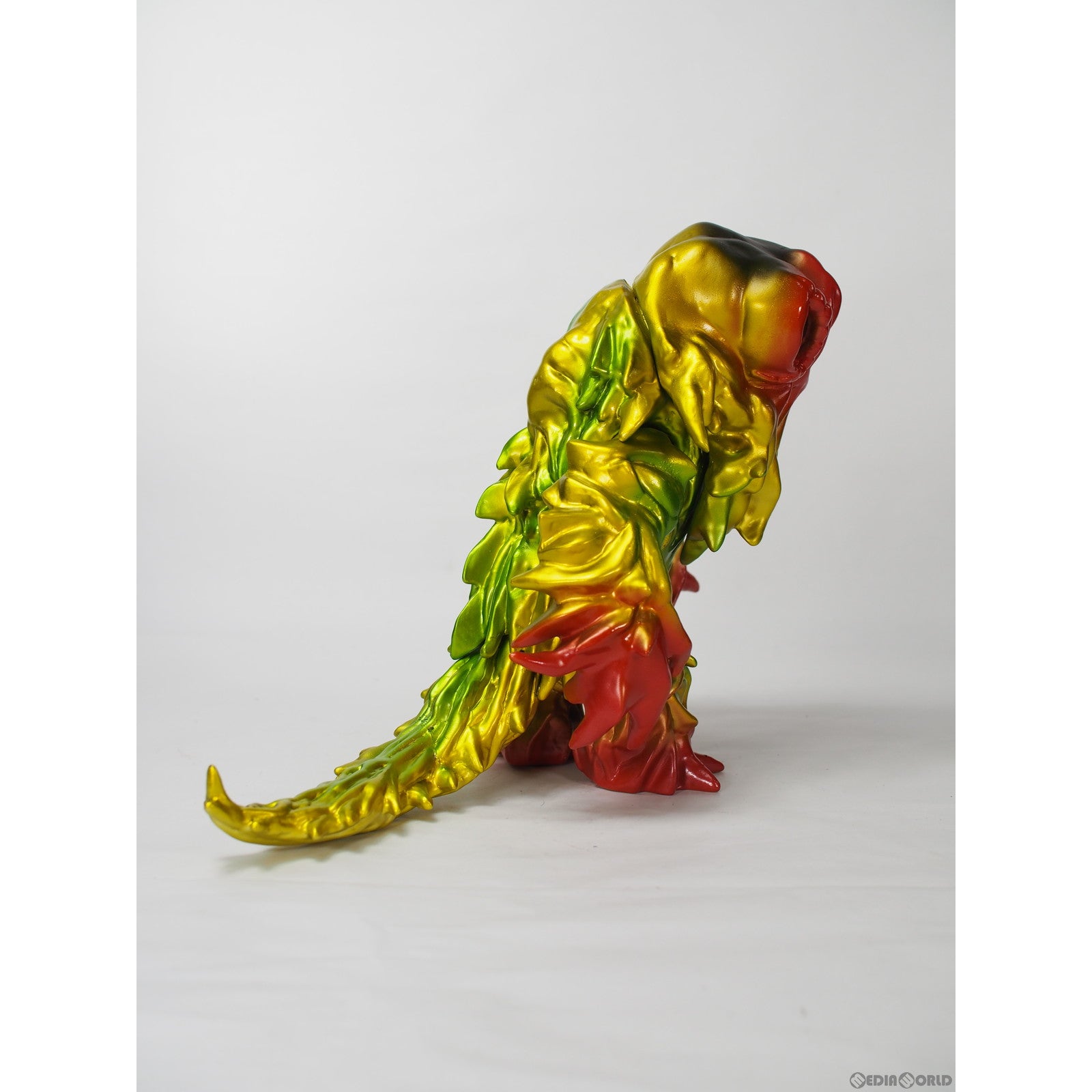 【新品】【お取り寄せ】[SFT] Artistic Monsters Collection(AMC) ヘドラ 上陸期 1970 オマージュ メタリック Ver. ゴジラ対ヘドラ 完成品 ソフビフィギュア CCP(20230331)