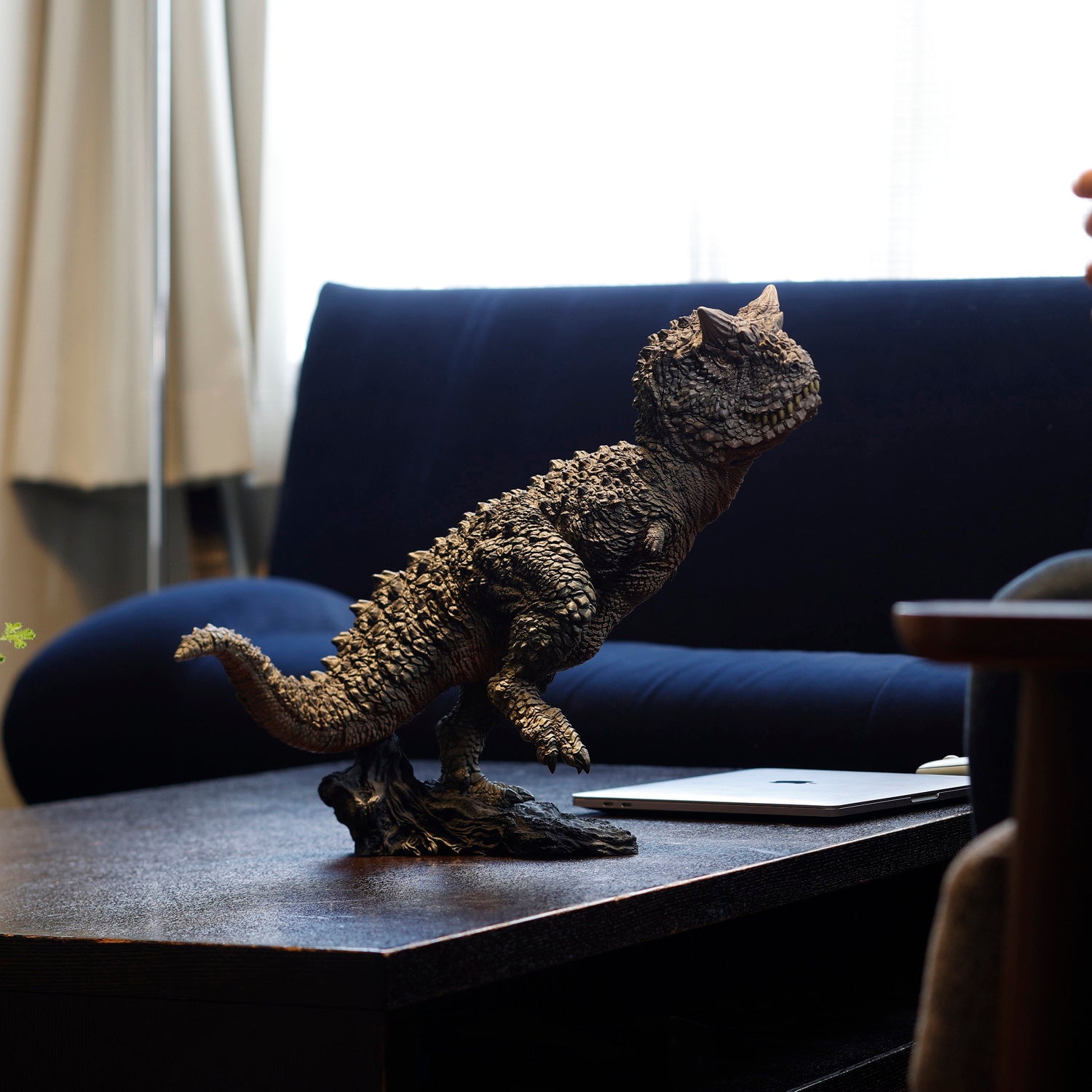 【新品即納】[SFT] プリミティブ・レジェンズ カルノタウルス シュヴァルツ 完成品 ソフビフィギュア gruezi lab(グリューツィラボ)(20250531)