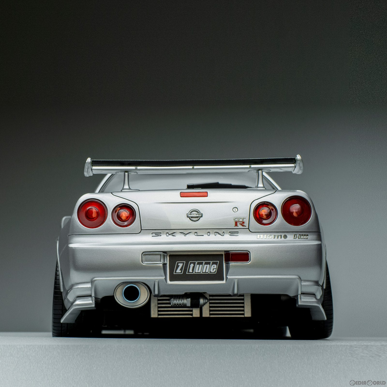 新品即納】[MDL]1/12 NISSAN GT-R Z-tune SILVER(RB26エンジン付き) 完成品  ミニカー(PR12-R34Z-SL01) POP RACE(ポップレース)