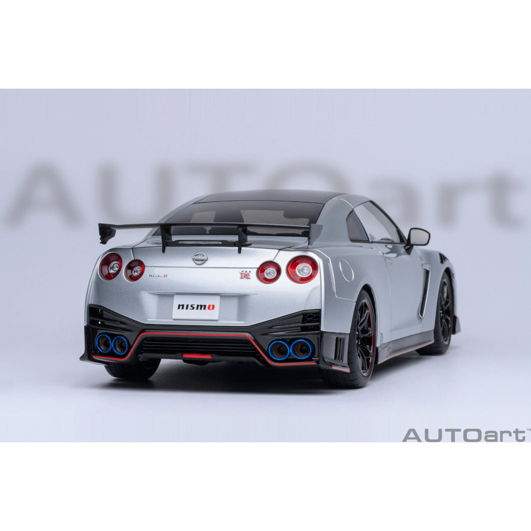 新品即納】[MDL]オートアート・コンポジットダイキャストモデル 1/18 日産 GT-R(R35) ニスモ  スペシャルエディション(アルティメイトメタルシルバー) 完成品 ミニカー(77503) AUTOart(オートアート)