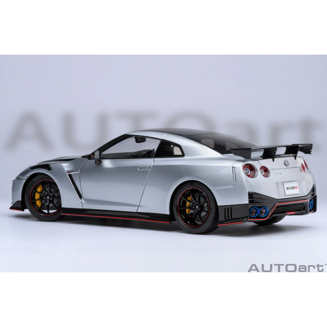 【新品即納】[MDL] オートアート・コンポジットダイキャストモデル 1/18 日産 GT-R(R35) ニスモ スペシャルエディション(アルティメイトメタルシルバー) 完成品 ミニカー(77503) AUTOart(オートアート) (20240630)