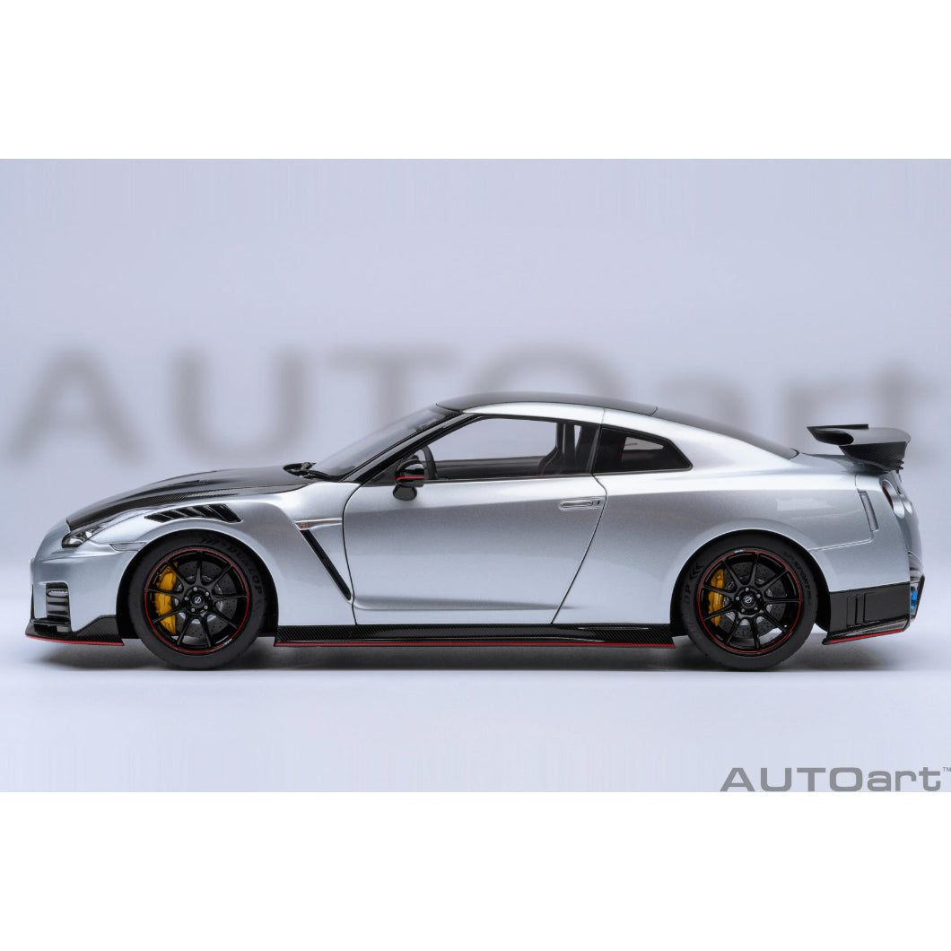 新品即納】[MDL]オートアート・コンポジットダイキャストモデル 1/18 日産 GT-R(R35) ニスモ  スペシャルエディション(アルティメイトメタルシルバー) 完成品 ミニカー(77503) AUTOart(オートアート)