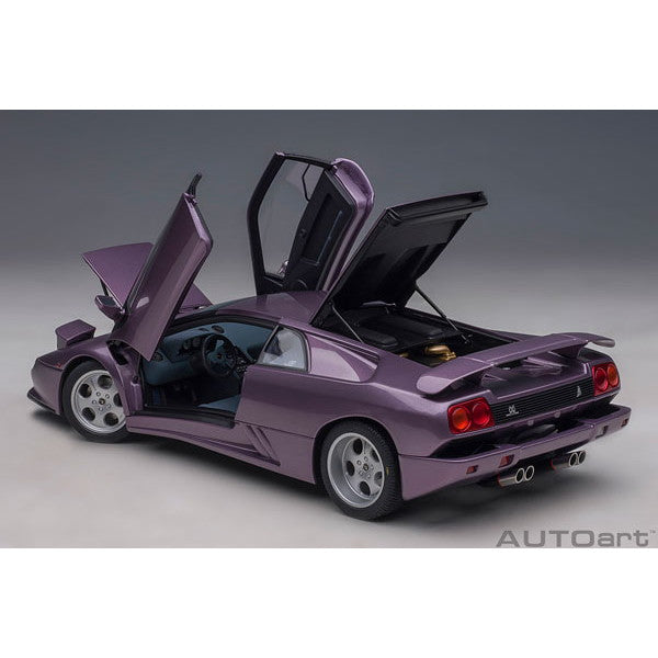 【中古即納】[MDL] (再販)オートアート・コンポジットモデルシリーズ 1/18 ランボルギーニ ディアブロ SE30 イオタ(メタリック・パープル) 完成品 ミニカー(79142) AUTOart(オートアート)(20240930)
