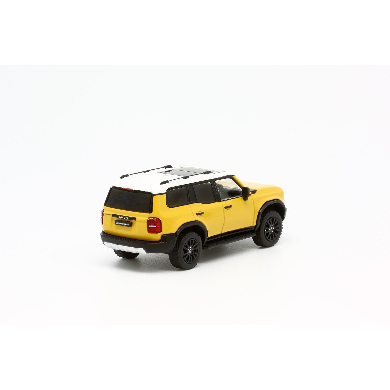 【新品即納】[MDL] 1/64 Toyota Land Cruiser 250 Trail Dust LHD 完成品 ミニカー(C33153) MODEL 1(モデルワン) (20241011)