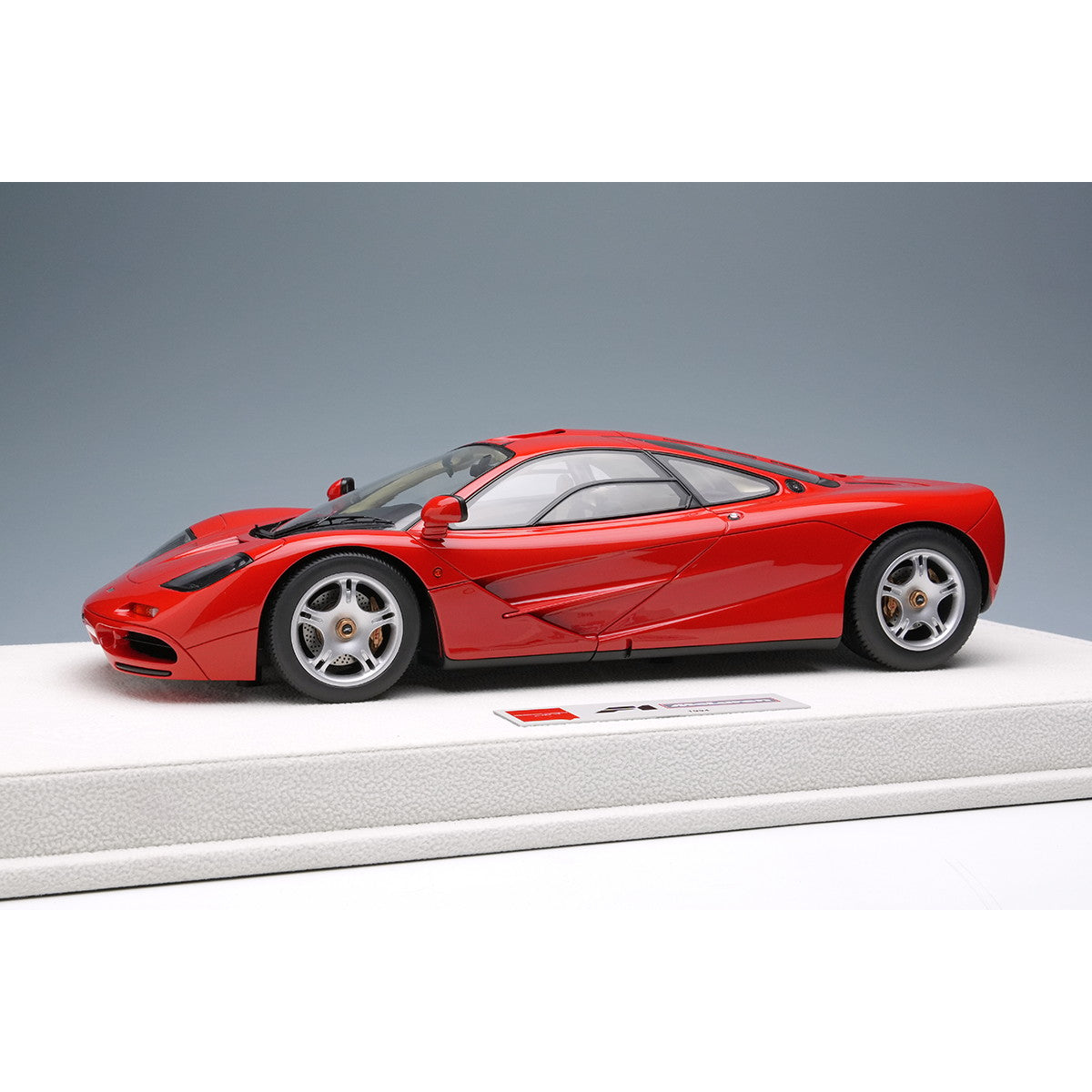 【予約安心出荷】[MDL] 1/18 McLaren F1 Roadcar 1994 グランプリレッド 完成品 ミニカー(EML073B) EIDOLON(アイドロン) (2025年3月)