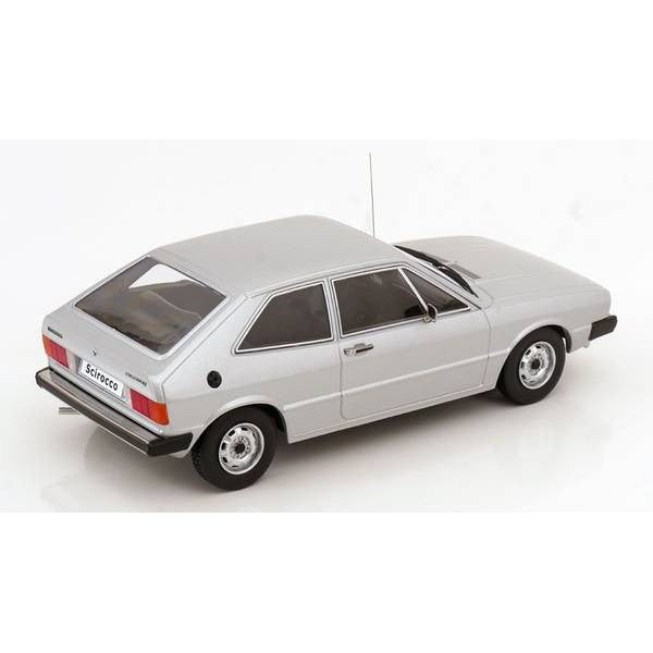 【予約安心出荷】[MDL] 1/18 フォルクスワーゲン シロッコ 1 L 1975 シルバー 完成品 ミニカー(KKDC181375) KK scale(ケーケースケール) (2025年3月)