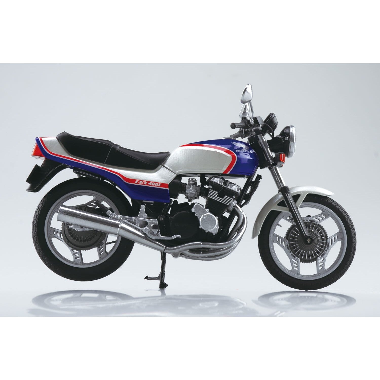 【新品即納】[MDL] 1/12 完成品バイク ホンダ CBX400F パール/キャンディブルー 完成品 ミニカー(111598) スカイネット/アオシマ(20250420)