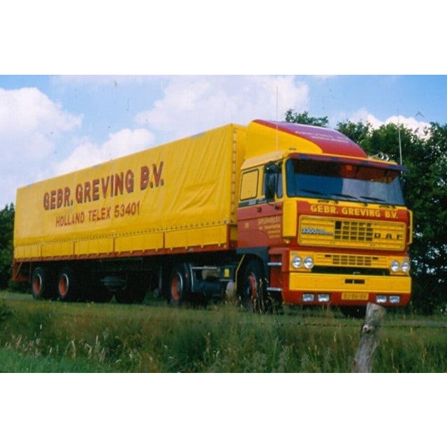 【予約安心出荷】[MDL] 1/50 DAF Gebr. Greving Transport DAF 3300 4X2 CLASSIC CURTAINSIDER TRAILER - 2 AXLE 完成品 ミニカー(01-4478) WSI MODELS(2025年5月)