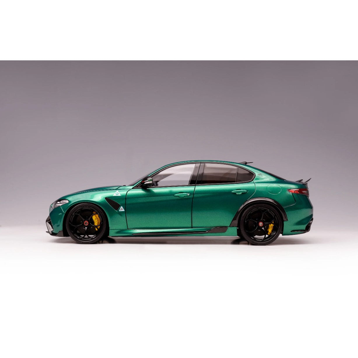 【予約安心出荷】[MDL] 1/18 Alfa Romeo Giulia GTAm Montreal Green 完成品 ミニカー(M89008) MOTORHELIX(モーターヘリックス) (2025年1月)