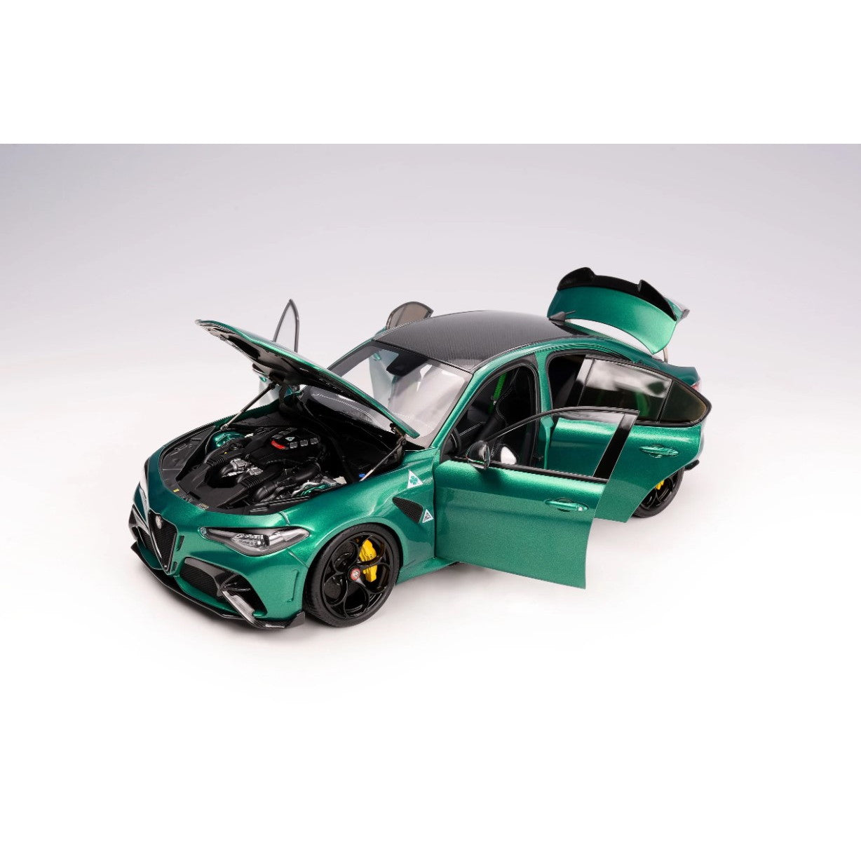 【予約安心出荷】[MDL] 1/18 Alfa Romeo Giulia GTAm Montreal Green 完成品 ミニカー(M89008) MOTORHELIX(モーターヘリックス) (2025年1月)