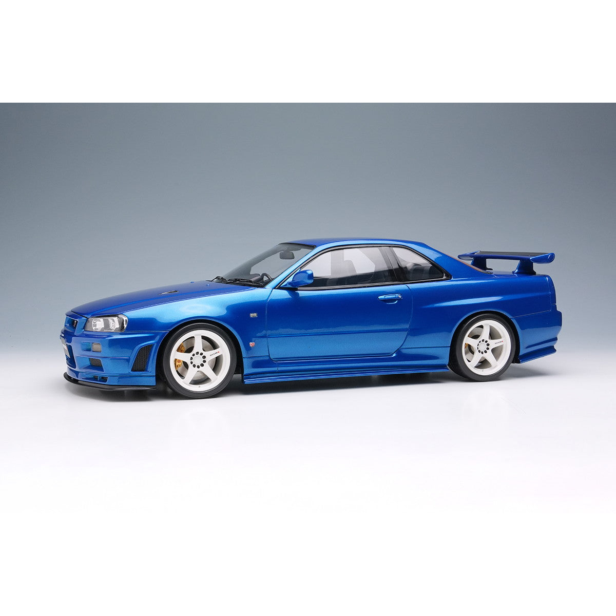 【予約安心出荷】[MDL] 1/18 日産 スカイラインGT-R(BNR34 NISMO S-tune Version) 2004(ベイサイドブルー) 完成品 ミニカー(EML136A) EIDOLON(アイドロン) (2025年4月)